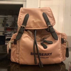 Burberry The Medium Rucksack in Logo Print